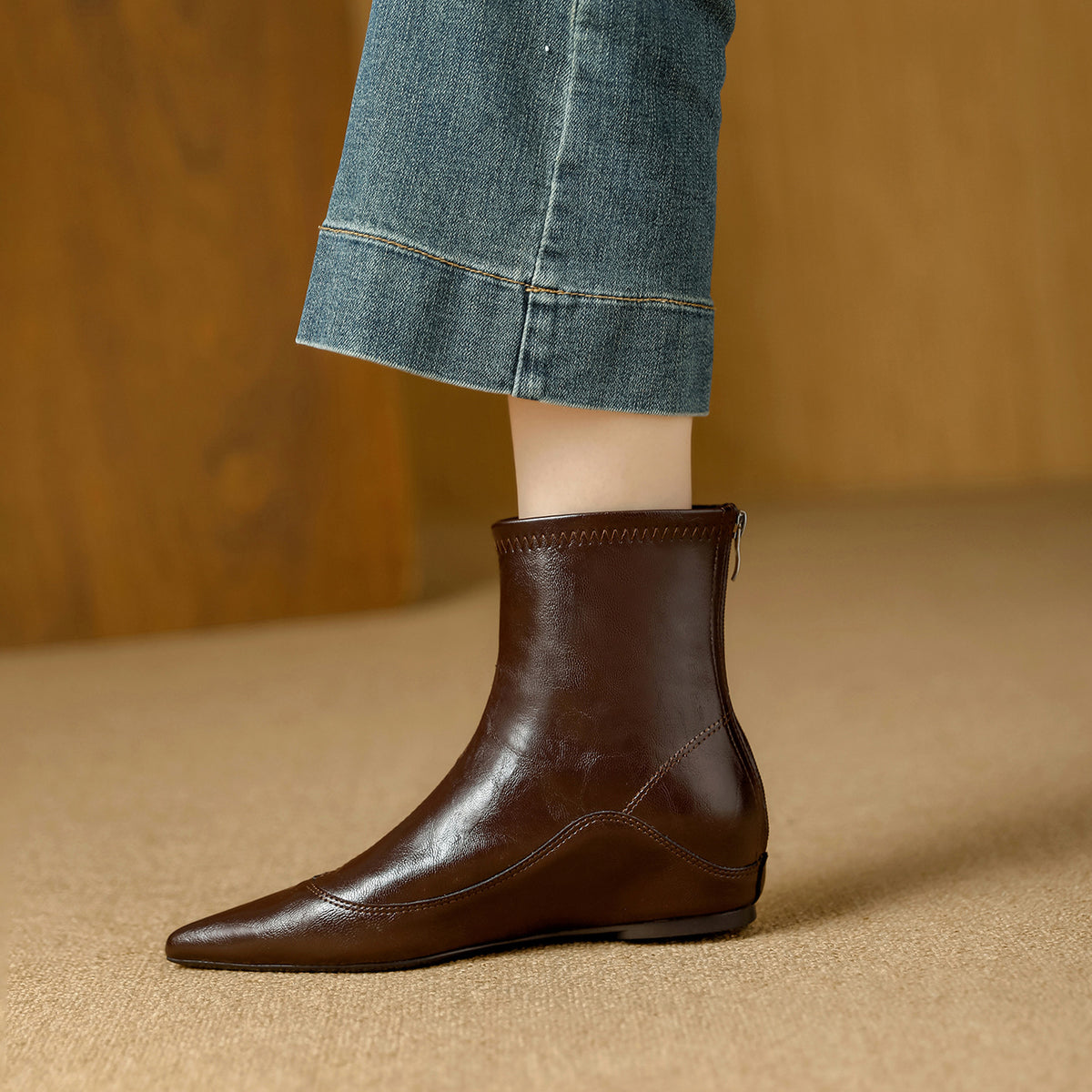 British Style Pointed Toe Skinny Soft Fashion Inner Height Increasing Women's Leather Boots