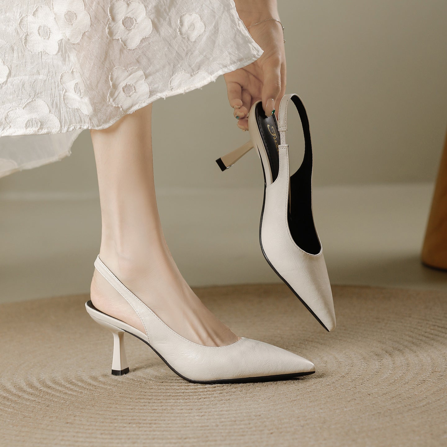 Women's Toe Summer Wear With Temperament Business Hollow Heels