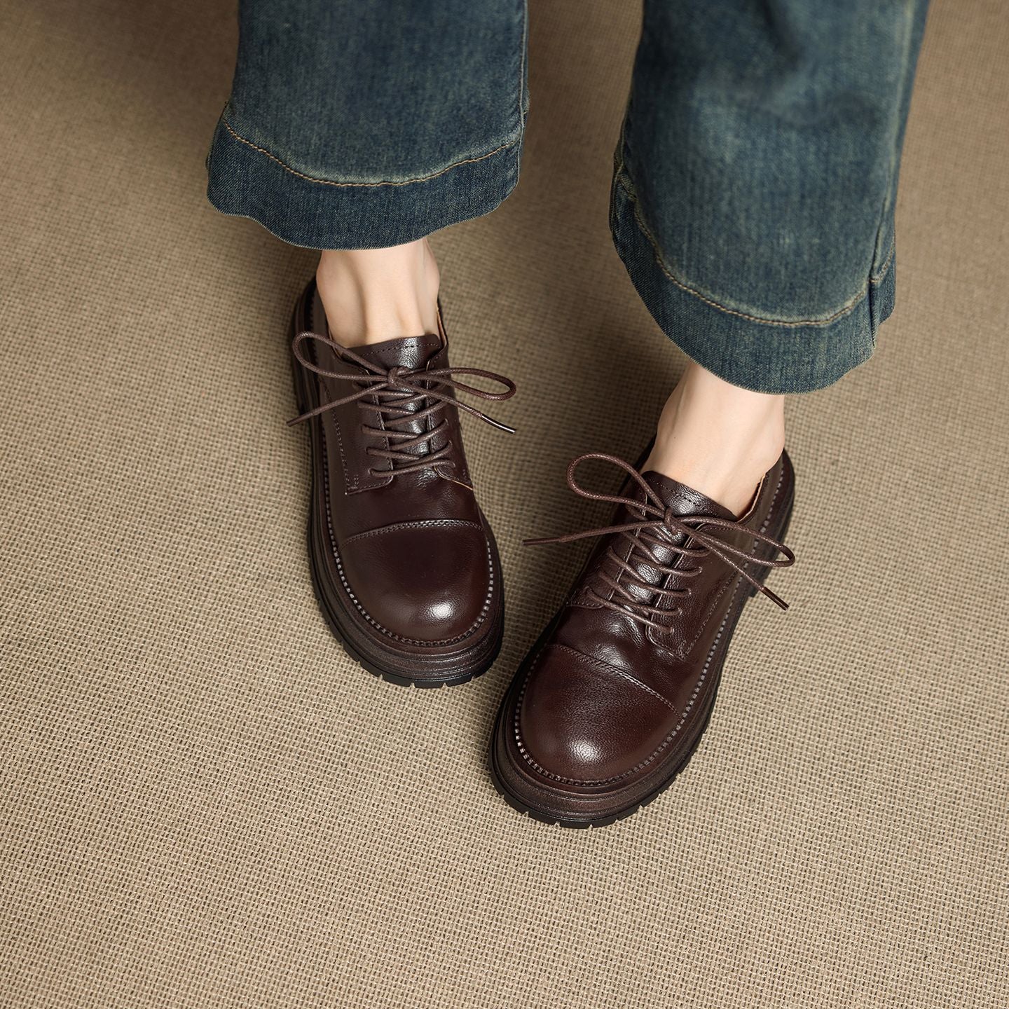 Women's Platform Round Head British Style Retro Lace Up Chunky Single-layer Loafers