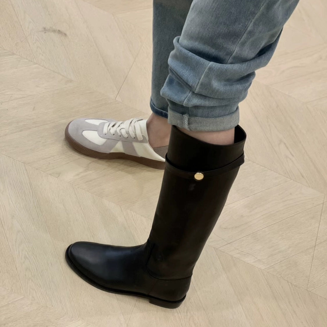Women's Fleece-lined Cowhide Small Gold Coin Chunky Platform Boots