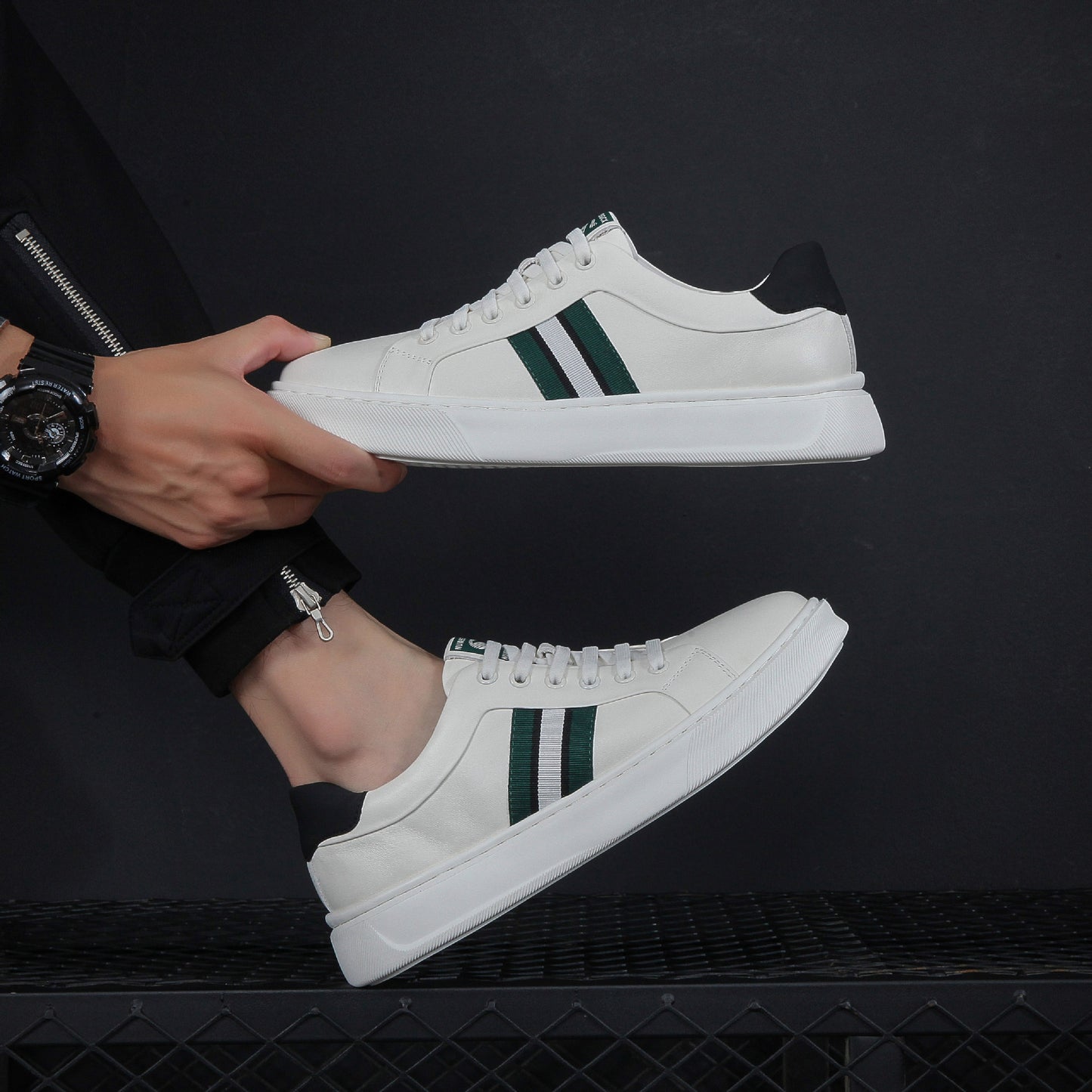 Men's White Spring Flat Sports Fashionable Korean Style Genuine Fashion Lightweight Casual Shoes