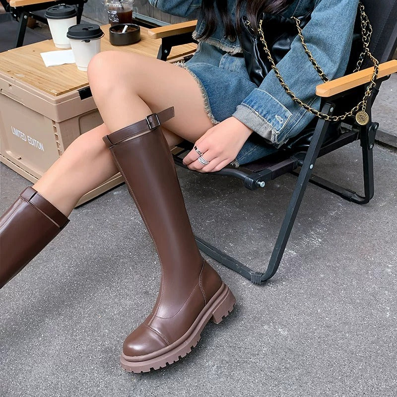 The Knee Long Female Small Figure Boots