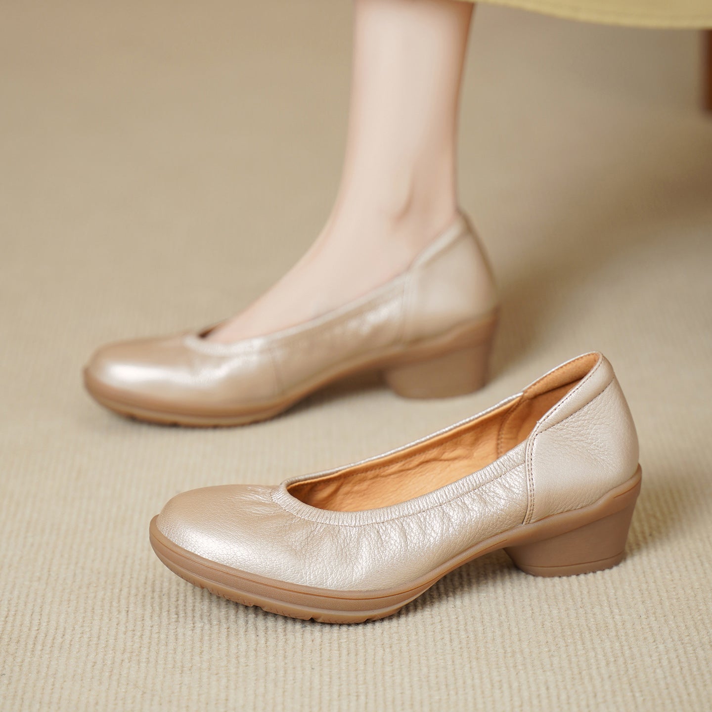 Women's Size Spring High Chunky Commuter Shallow Mouth Milky White Soft Women's Shoes