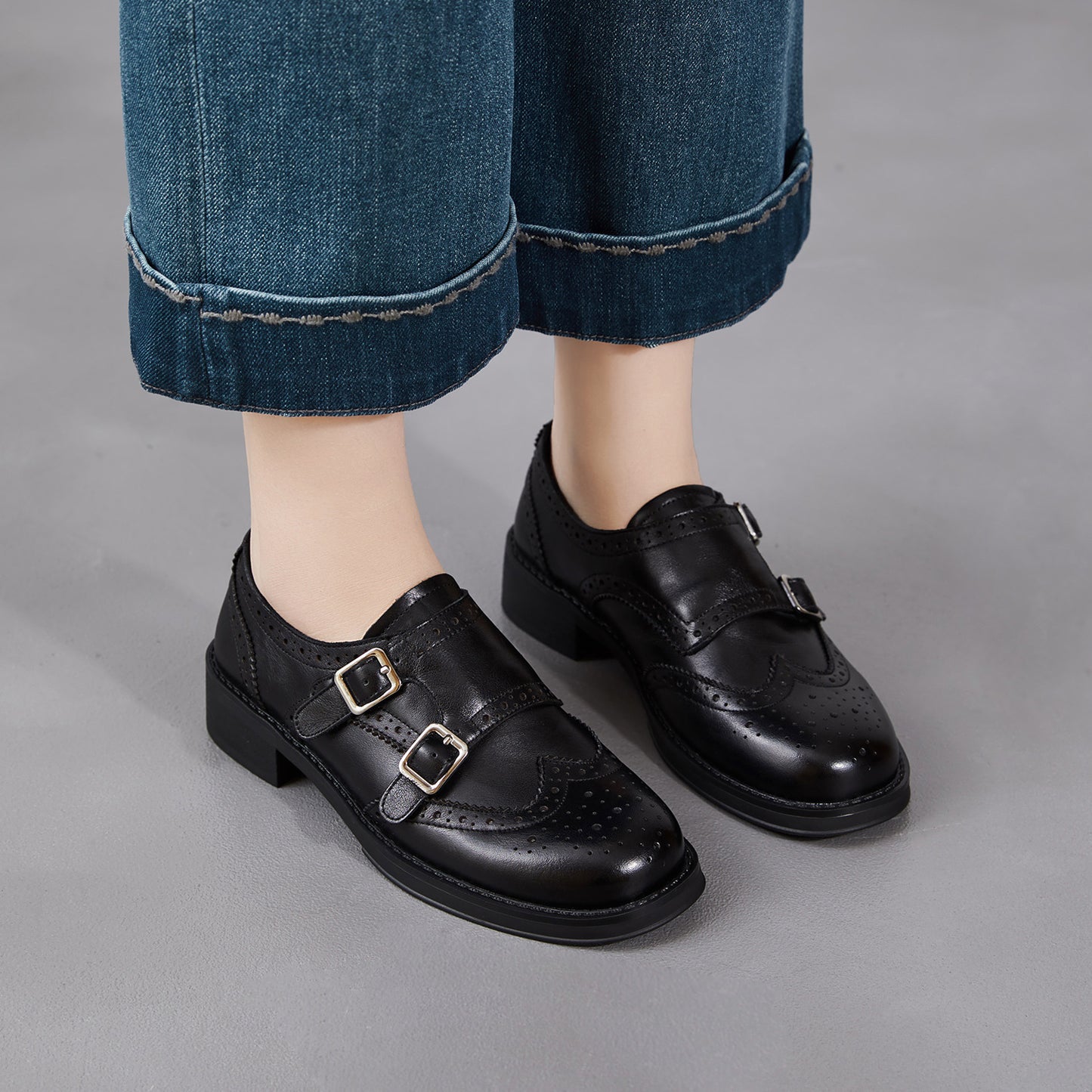 Women's Hand-held Cowhide Handmade British Style Retro Distressed Carving Brogue Women's Casual Shoes