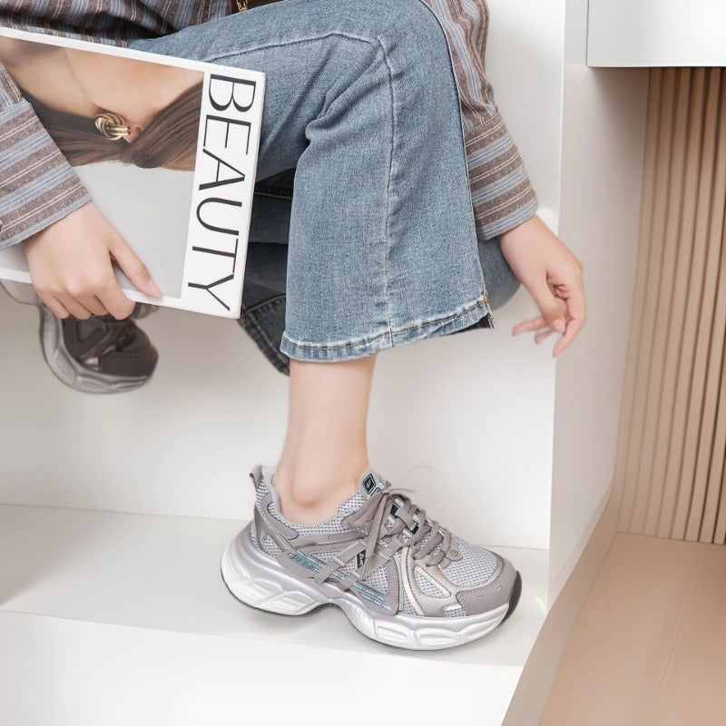 Women's Spring Korean Style Small Lightweight Raise Sneakers