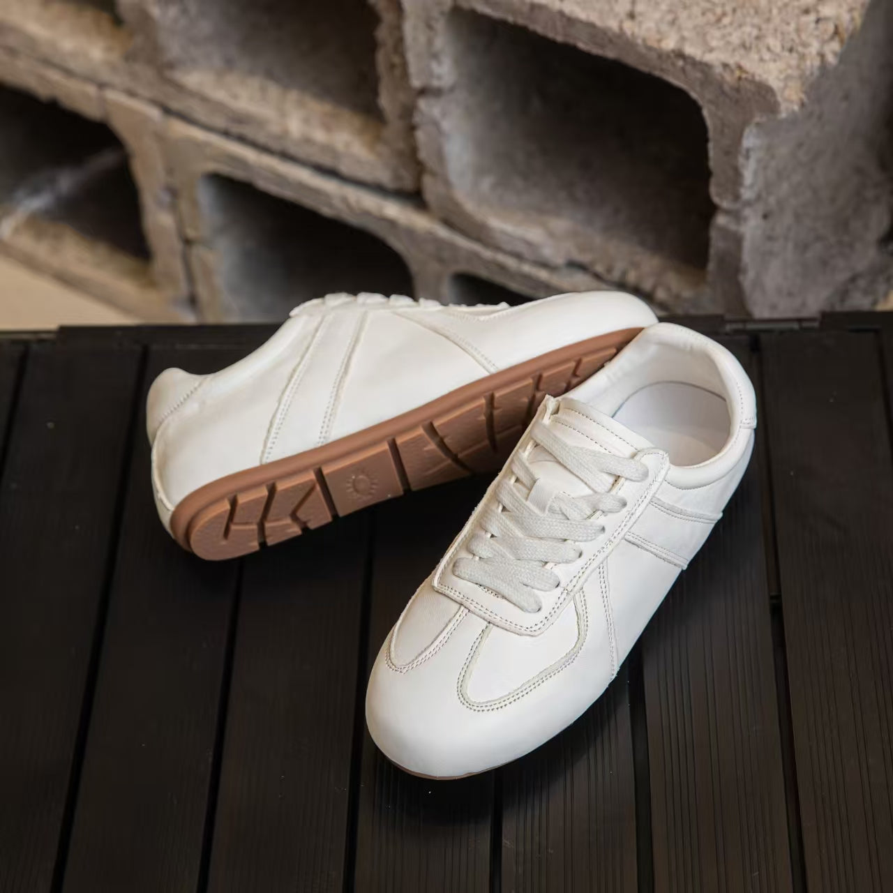 Women's Western Style Genuine German Training Travel Spring Board Flat Women's Casual Shoes