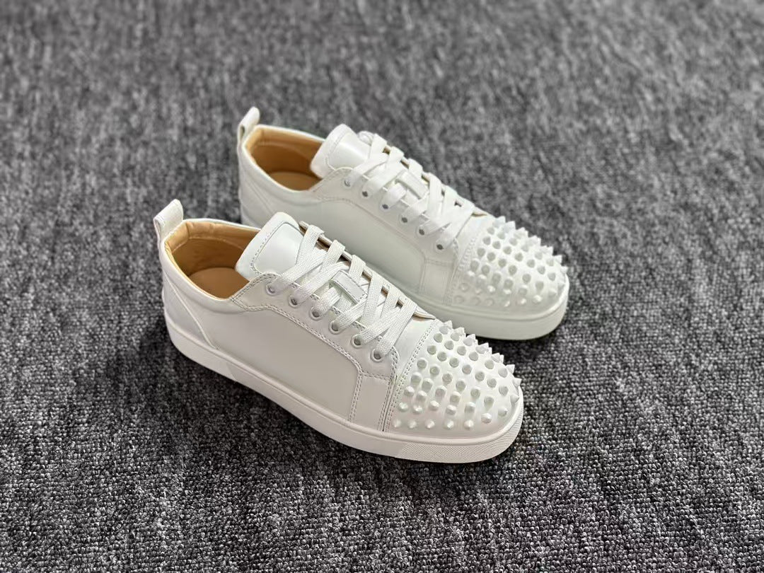 Men's Embroidered Black Low Top Rivet Flat Men's Casual Shoes