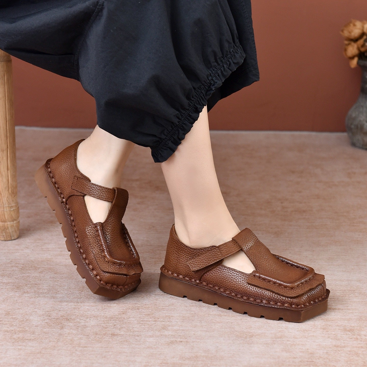 Women's Lolita Four Commuter Veet Pigskin Lining Brushed Women's Casual Shoes