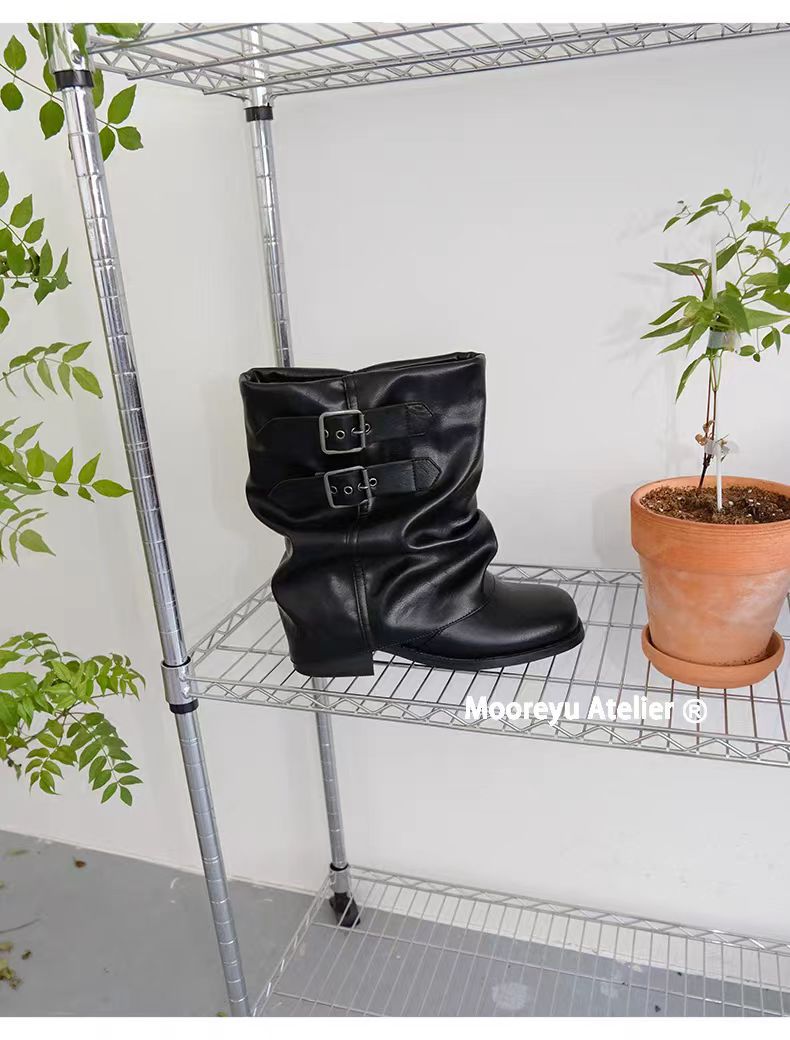 Women's Black Pile Style Western Martin Small Pleated Boots