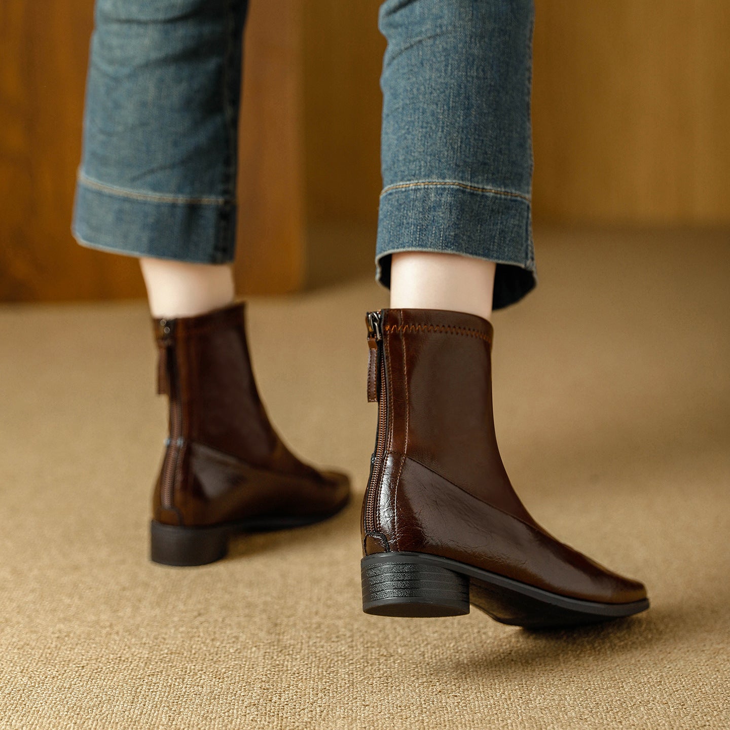 Women's Retro Chelsea Back Zipper Temperament Commute Soft Chunky Versatile Ankle Women's Leather Boots