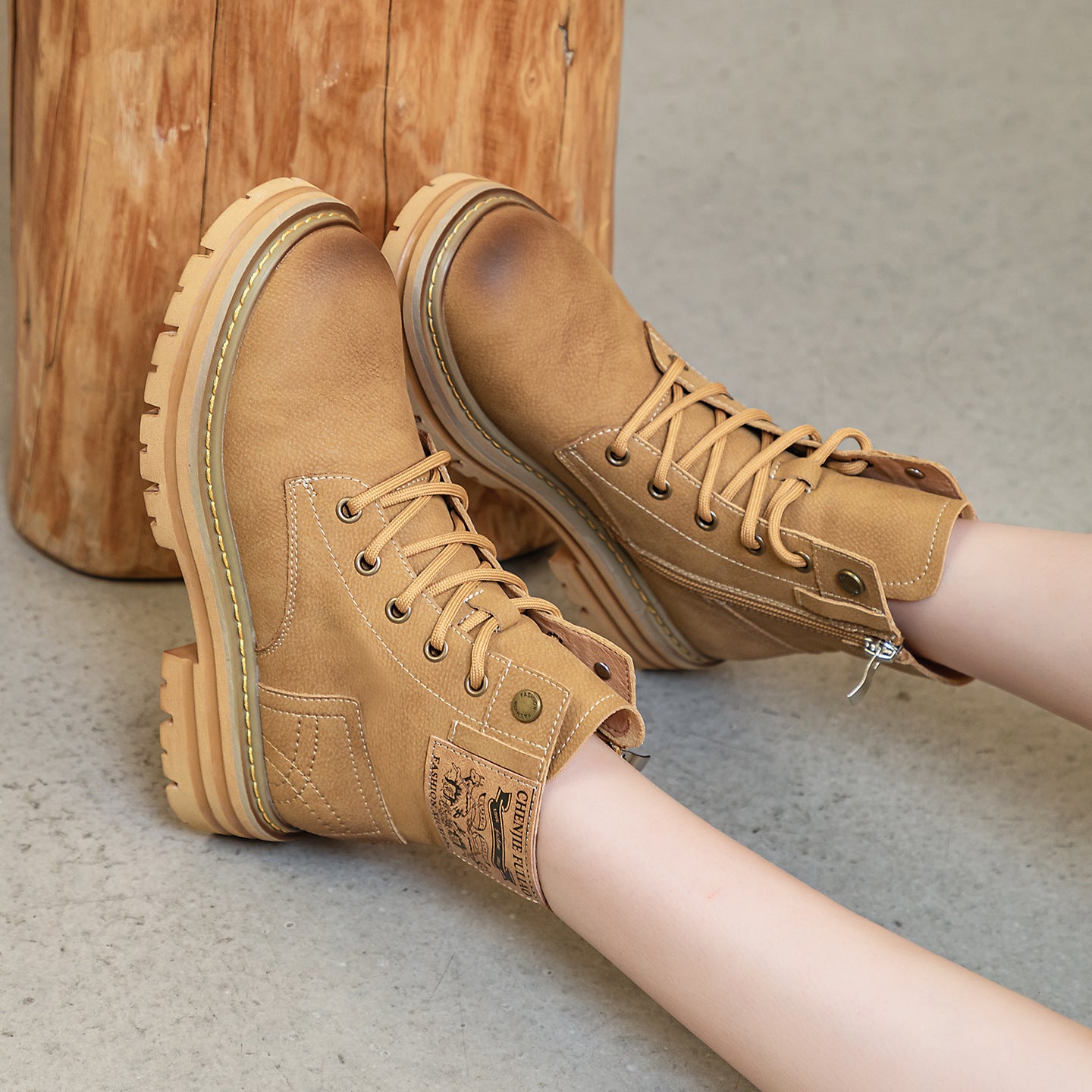 Women's Cowhide Martin Summer Waterproof Outdoor Travel Height Increasing Insole Retro Women's Leather Boots