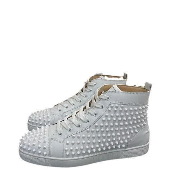 Beautiful Men's Rivet Trendy Wild Board Men's Casual Shoes