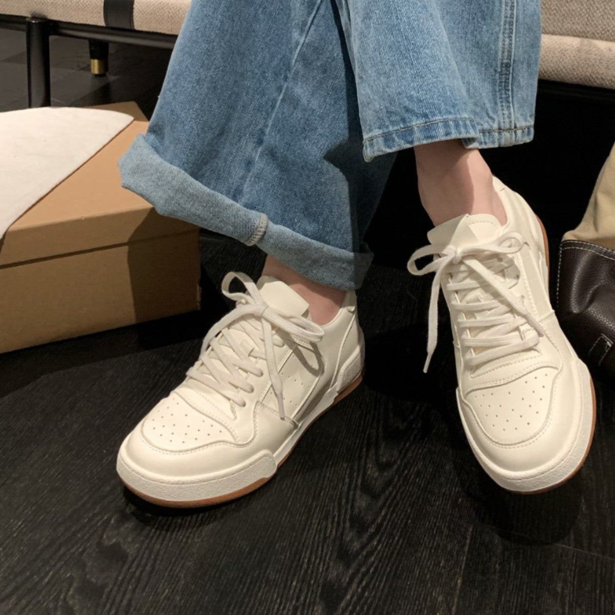 Women's Genuine Super Hot Simple White Autumn Fashionable Women's Casual Shoes