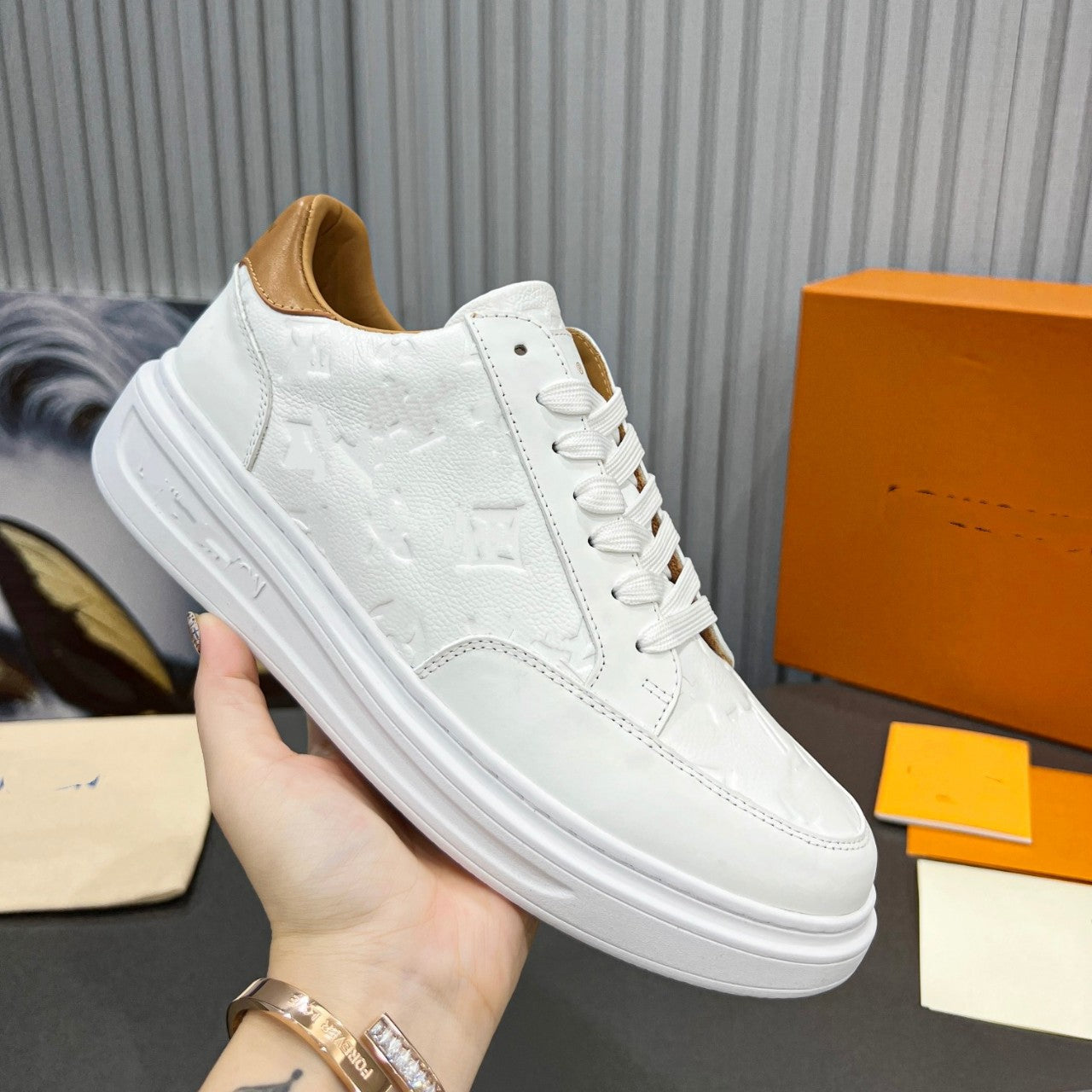 Men's Breathable Thick Sole Increased Light Luxury Sneakers