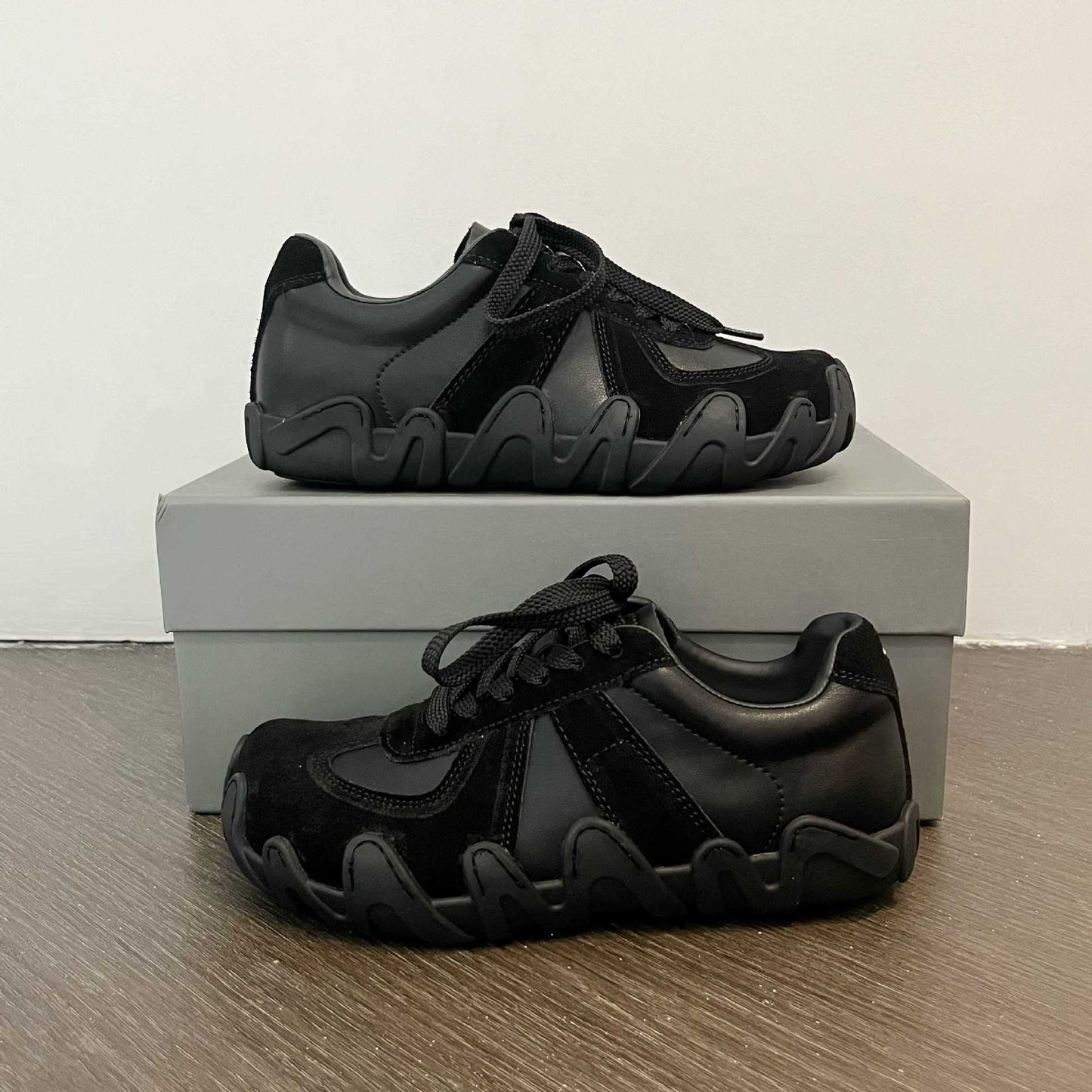 Women's Spring Octopus Niche Matte Breathable Running Lightweight Thin Women's Casual Shoes