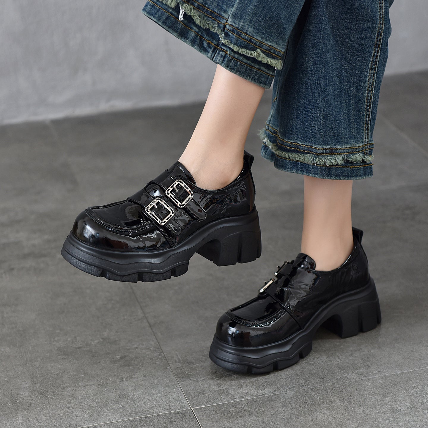 Women's Patent First Layer Cowhide Platform Double Buckle Commuter Round Loafers