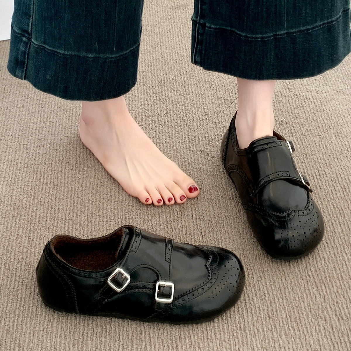 Women's Cowhide Veet Winter Brogue Vintage Warm Women's Casual Shoes