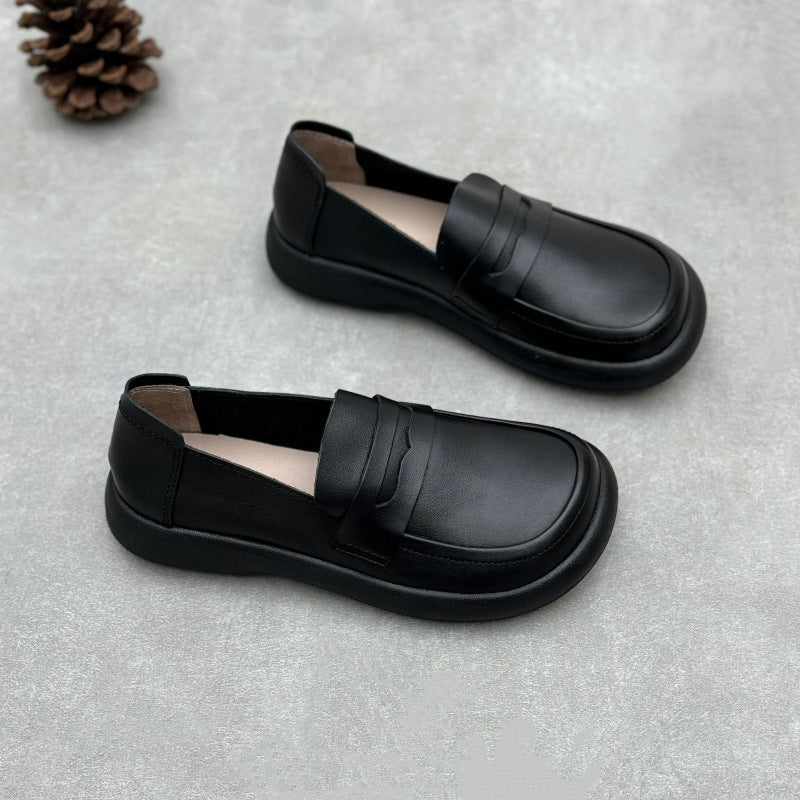 Women's Handmade Genuine Retro Artistic Round Toe Flat Bottom Slip-on Loafers