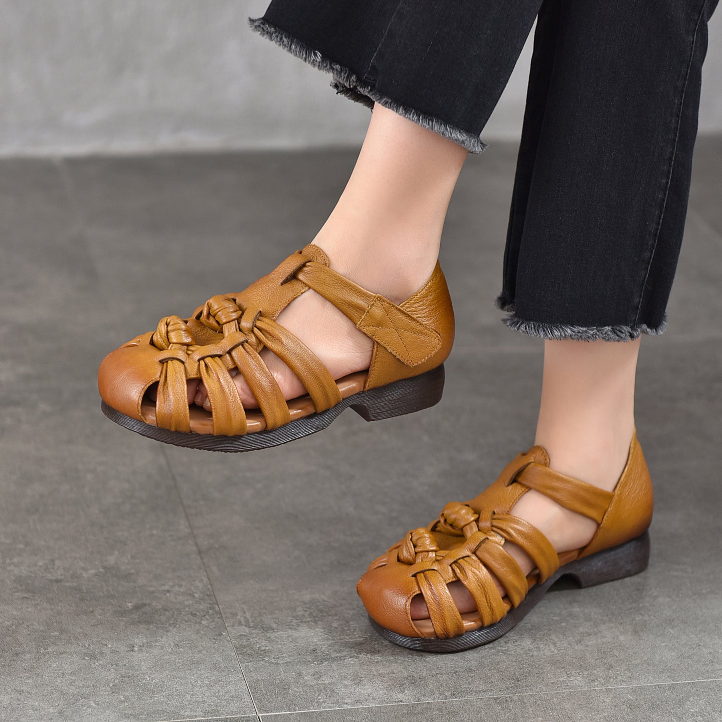 Women's Cowhide Low Roman Soft Bottom Cutout Flat Sandals