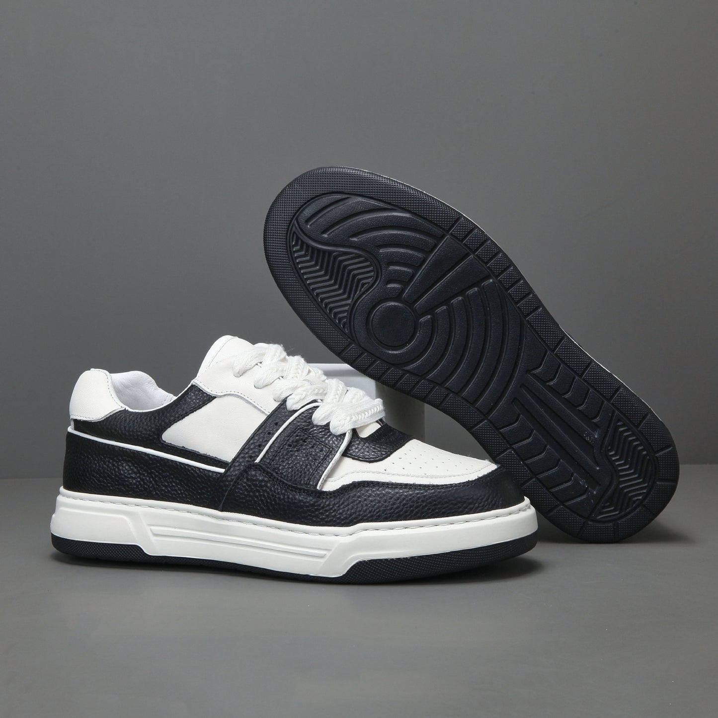 Men's Cowhide Fashion Springtide Flow Wild Sports Sneakers