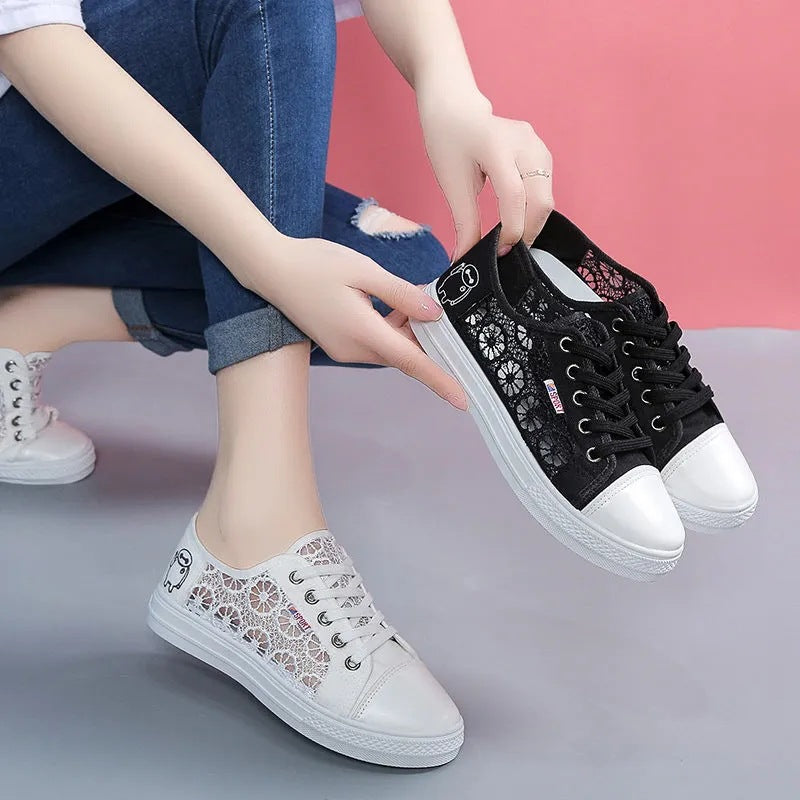 Women's Hollowed Mesh Summer Flat Lace Toe Sneakers