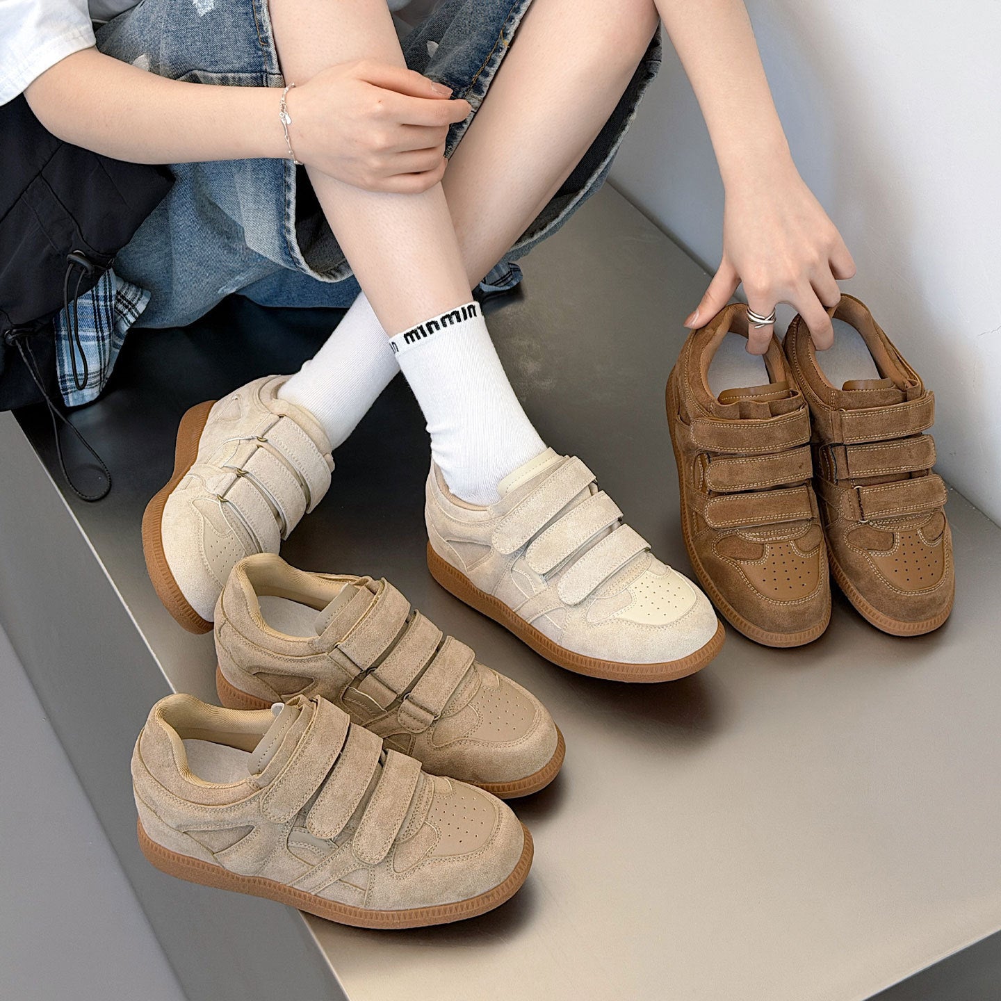 Women's Genuine Retro Height Increasing Insole German Training Spring Magic Stick Casual Shoes