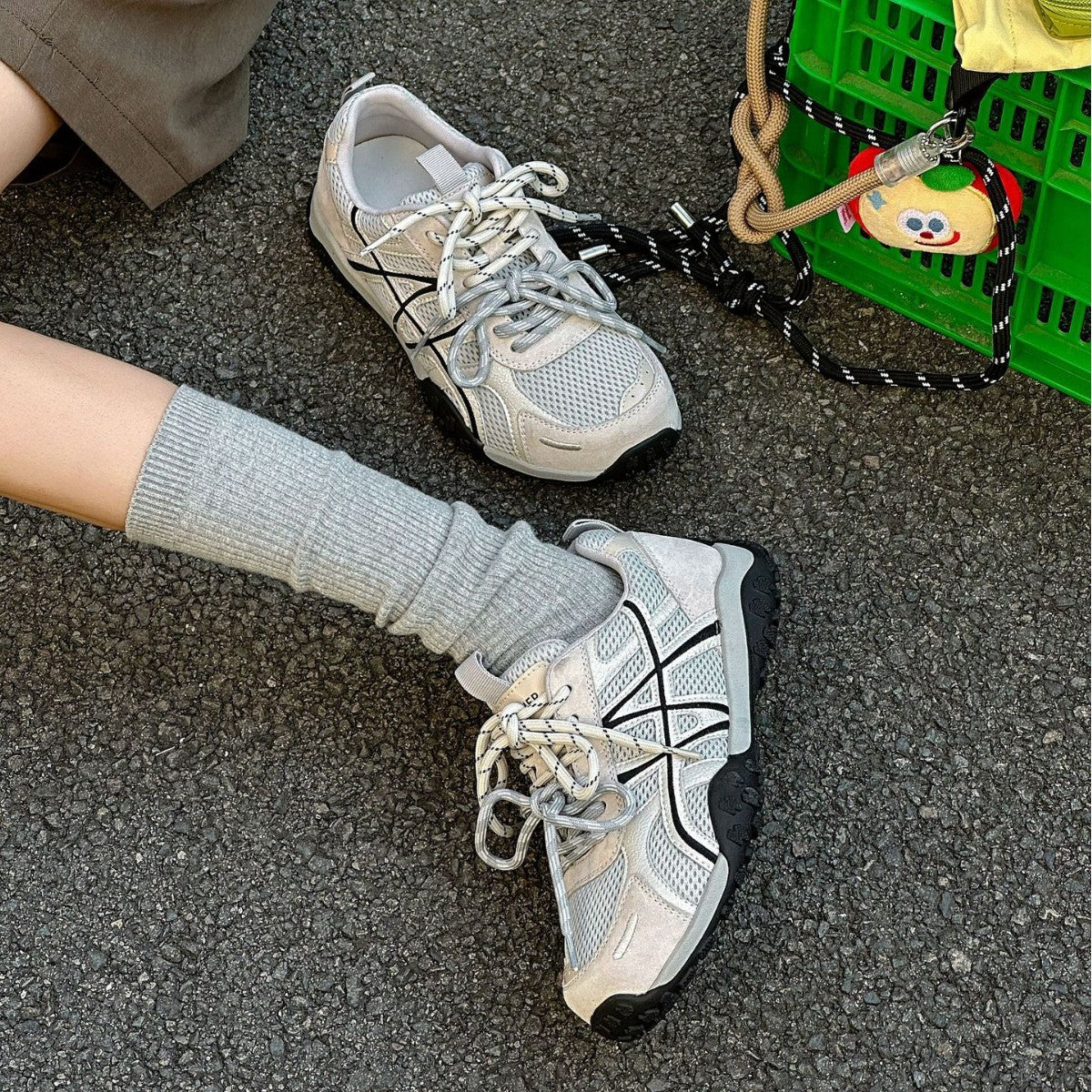 Women's Spring Super Light Soft Bottom Outdoor Mountaineering Jogging Mesh Breathable Women's Casual Shoes