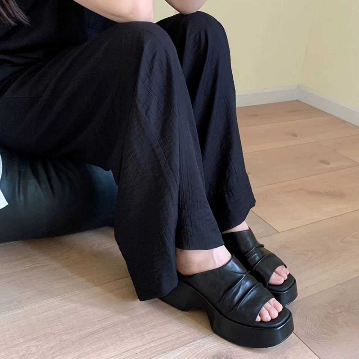 Women's Genuine Summer Versatile Outdoor Height Increasing Not Sandals