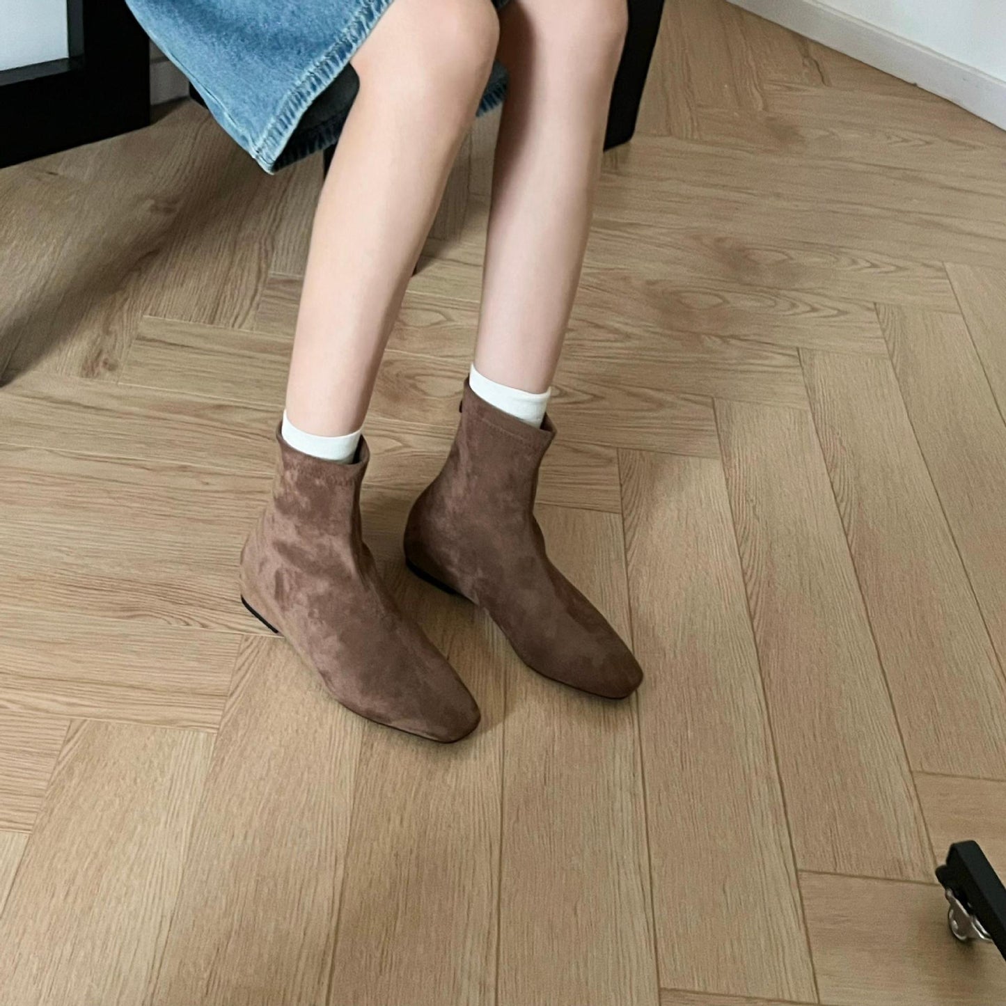 Retro Minimalist Zipper Square Head Wedge Hidden Ankle Women's Leather Boots