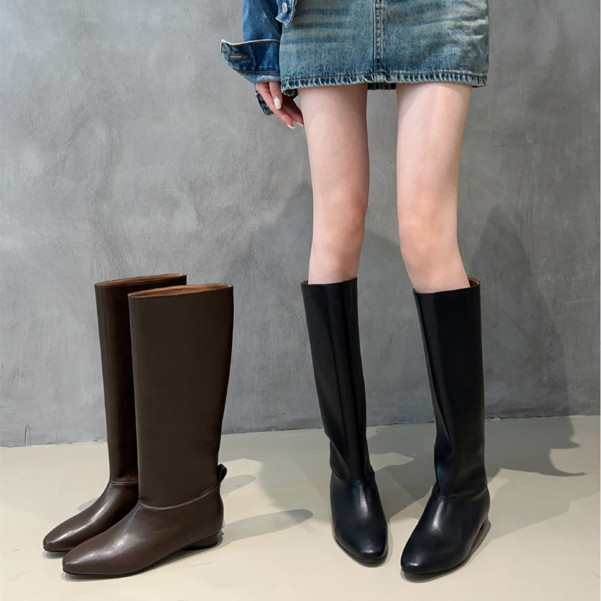 Korean Style Simple Flat Retro Pointed Boots