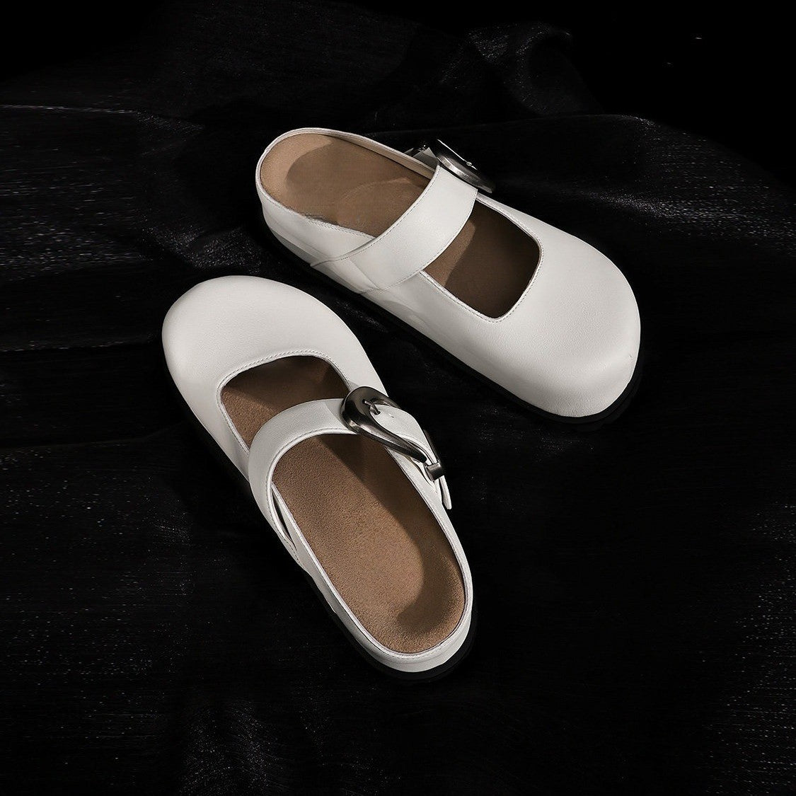 Women's Cowhide Version Grape Mom Round Toe Invisible Elevated With Mary Leather Shoes