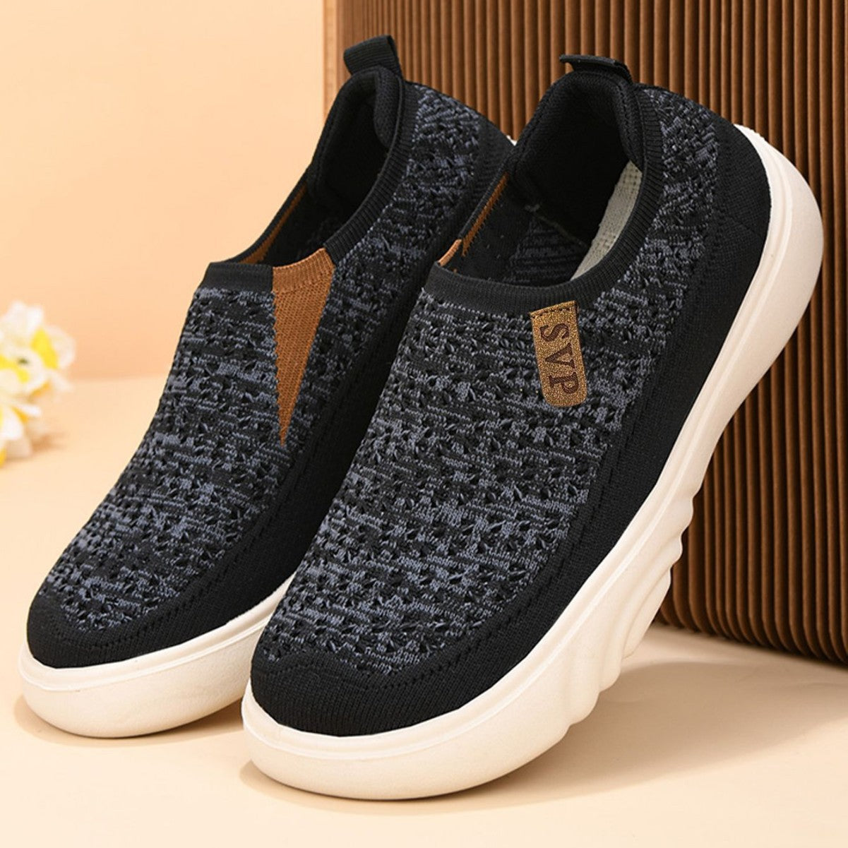 Women's Cloth Single Soft Bottom Comfortable Slip-on Women's Shoes