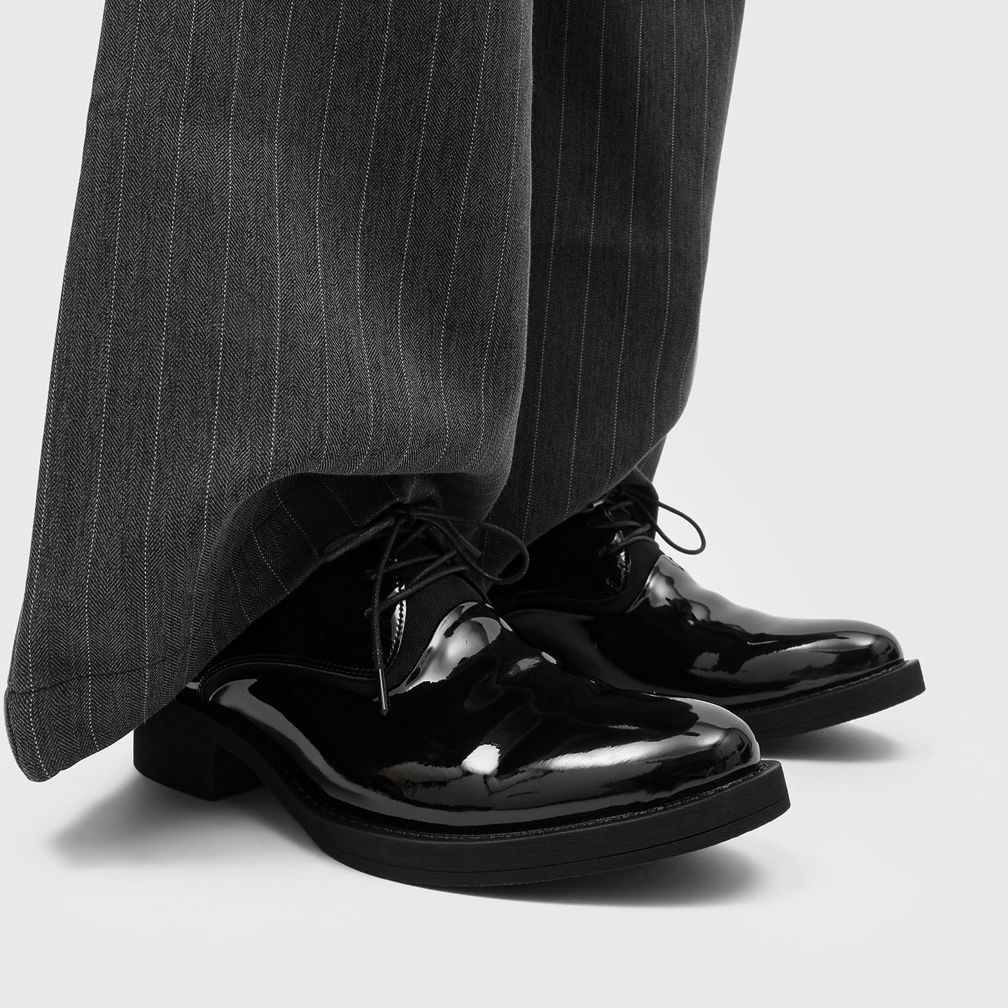 Men's Thick-soled Glossy Formal Wear Business Black Round Commuter British Style Men's Casual Leather Shoes