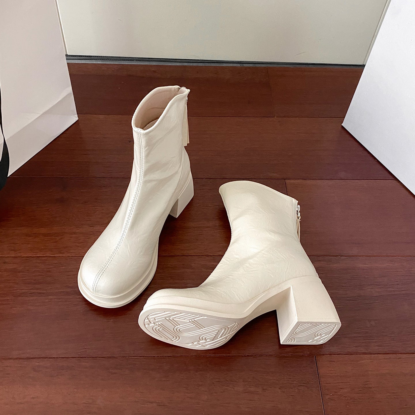 Removable Pile Style Thick High Platform Leg White Boots