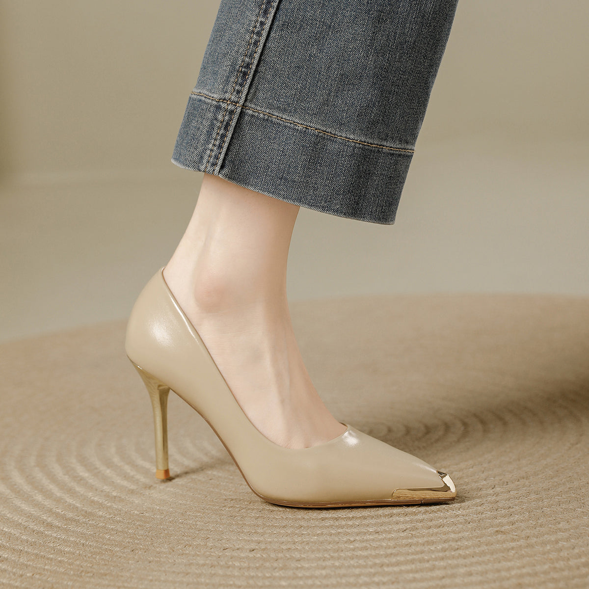 Women's Metal Pointed Toe Pumps Black Commuter Comfortable With Skirt Low-cut Heels