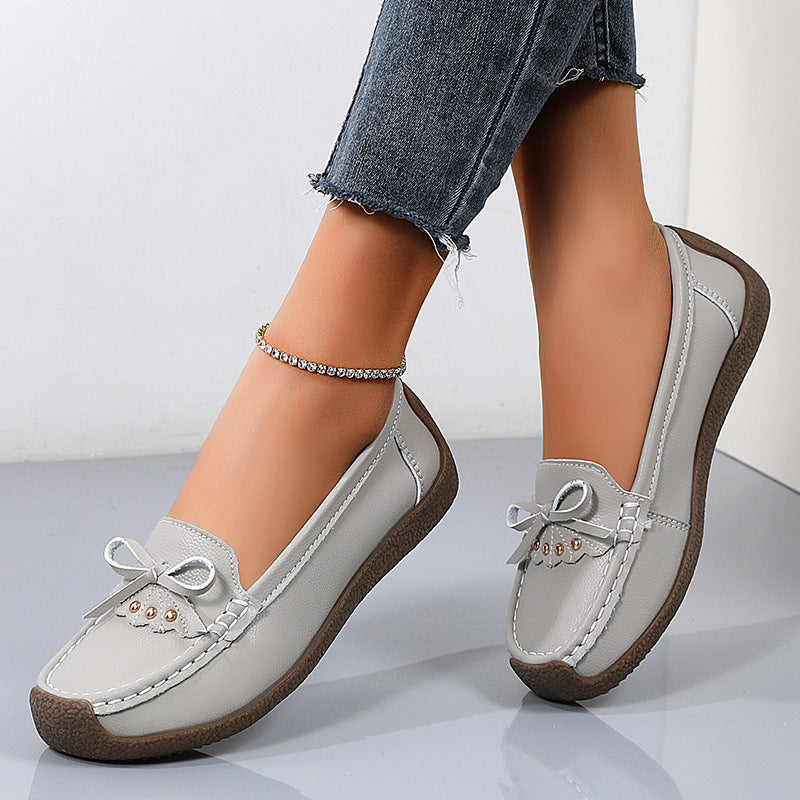 Women's Flat-heeled Soft Bottom Surface Mom Comfortable Casual Shoes