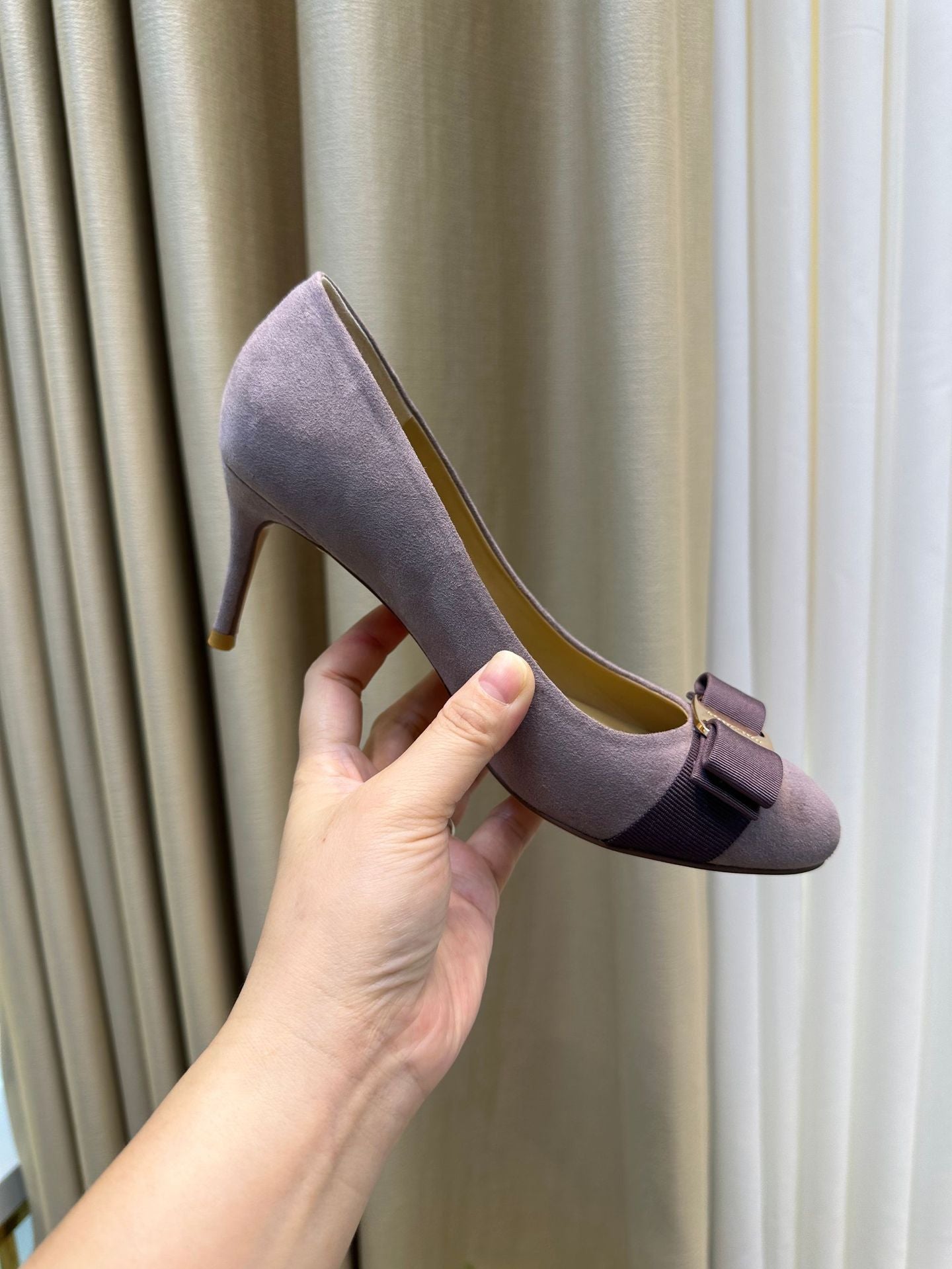 Women's French Gentle Bow Low-cut Stiletto Pumps Ancient Early Style Elegant Heels