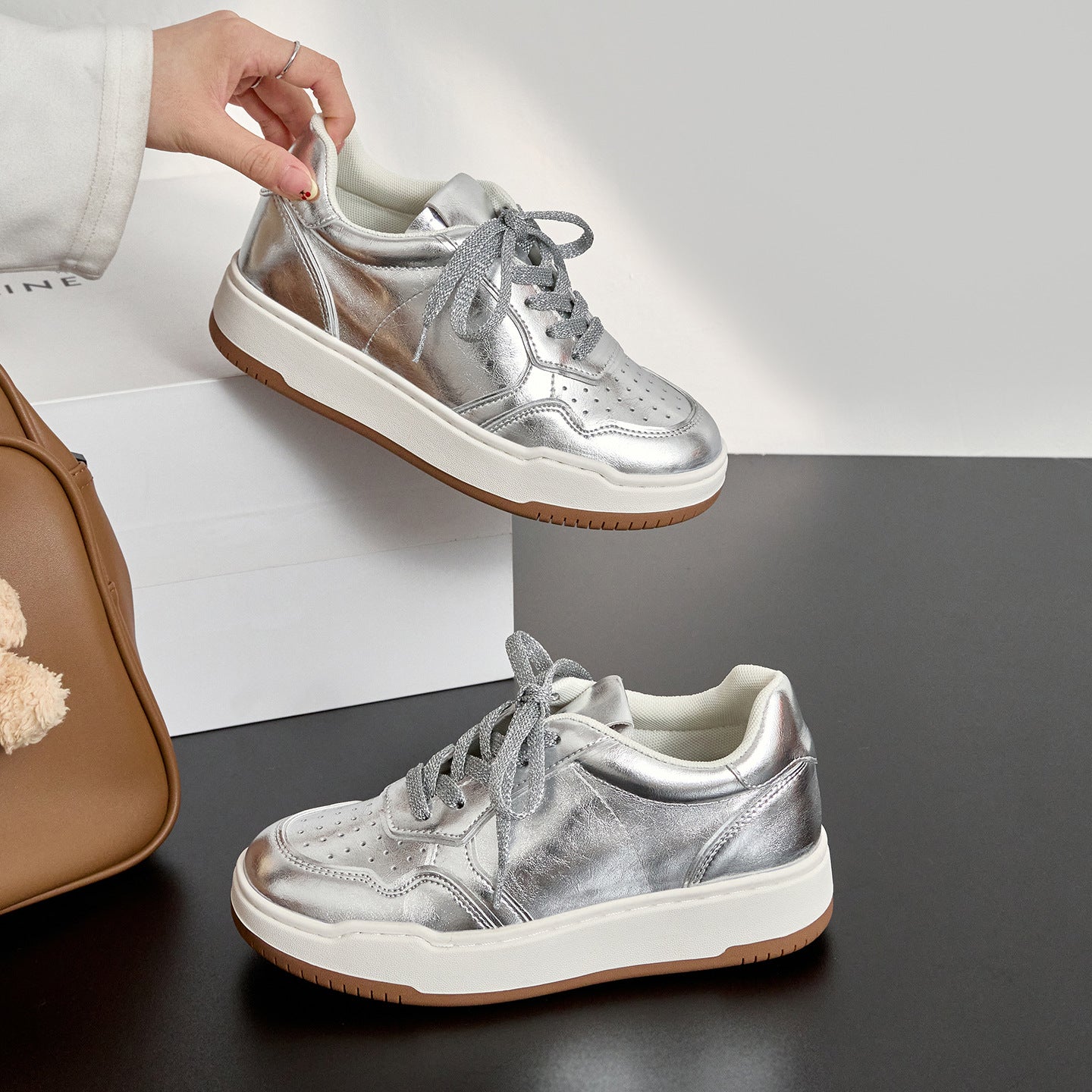 Women's Size Thick Bottom Hidden White Autumn Round Toe Sports Lace Women's Casual Shoes