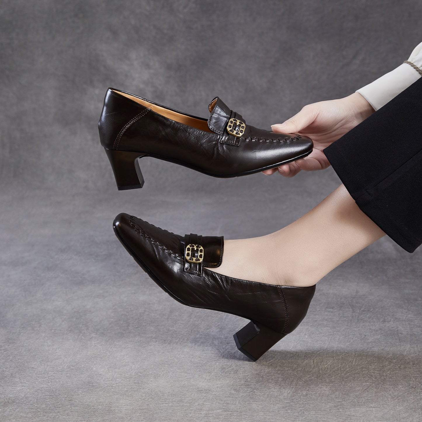 Women's Cowhide Light Luxury British Spring Comfortable Square Toe Slip-on Chunky Heels