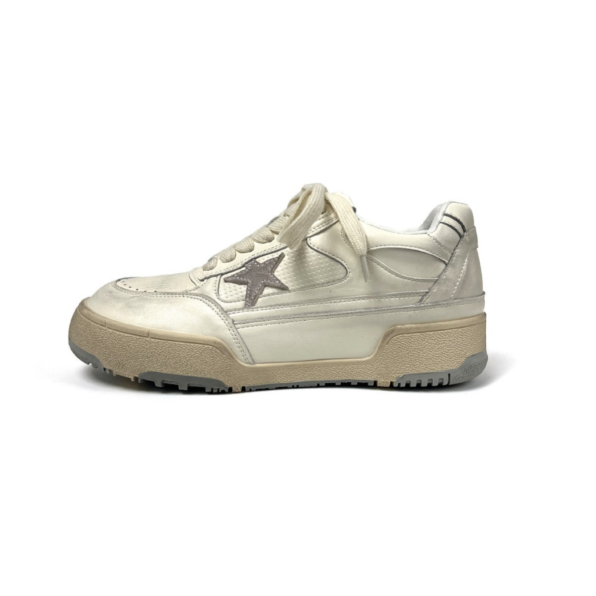 Women's Round Toe Thick Bottom Height Increasing Insole Retro Distressed Sneakers