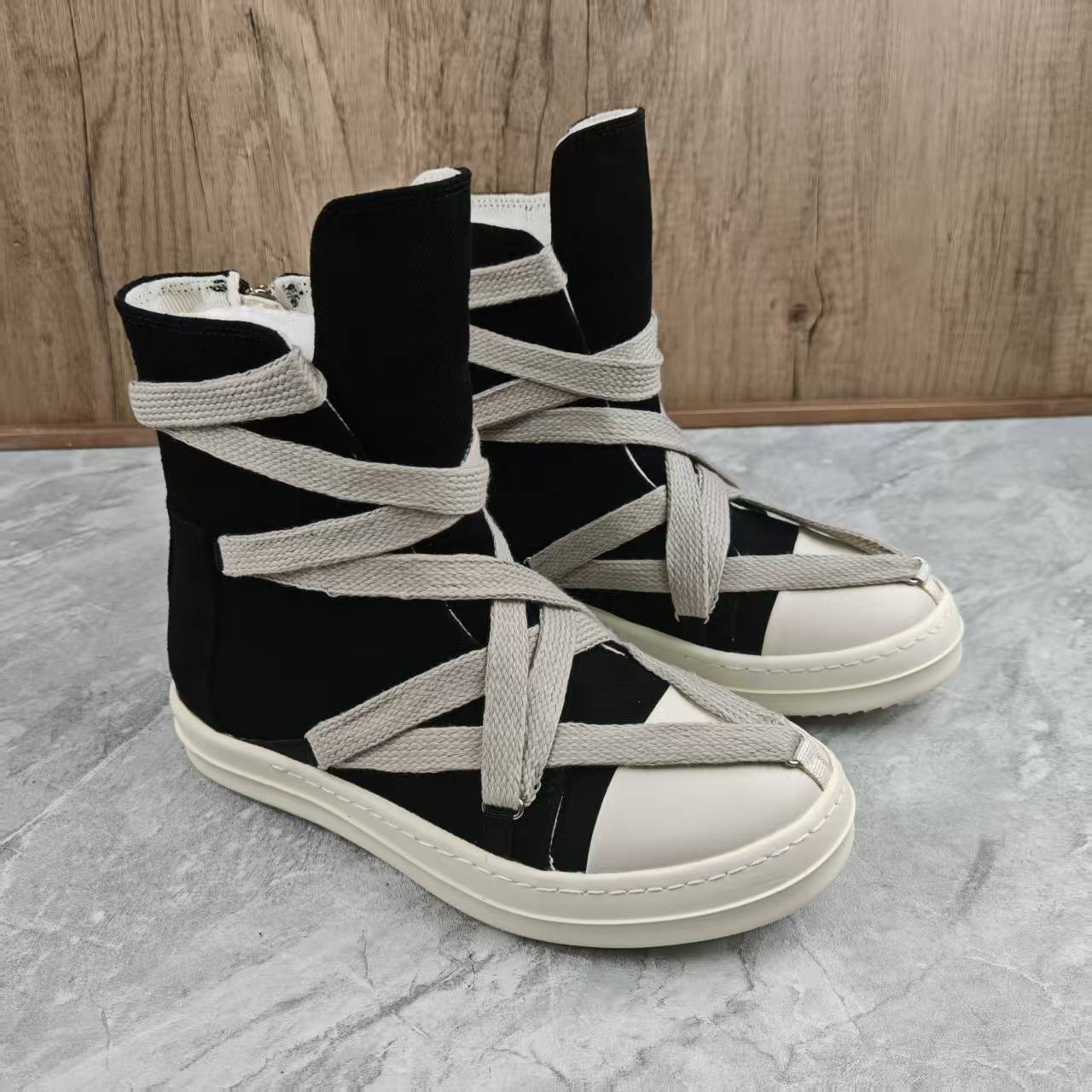 Women's & Men's European Goods Breathable Platform Men's Board Shoes