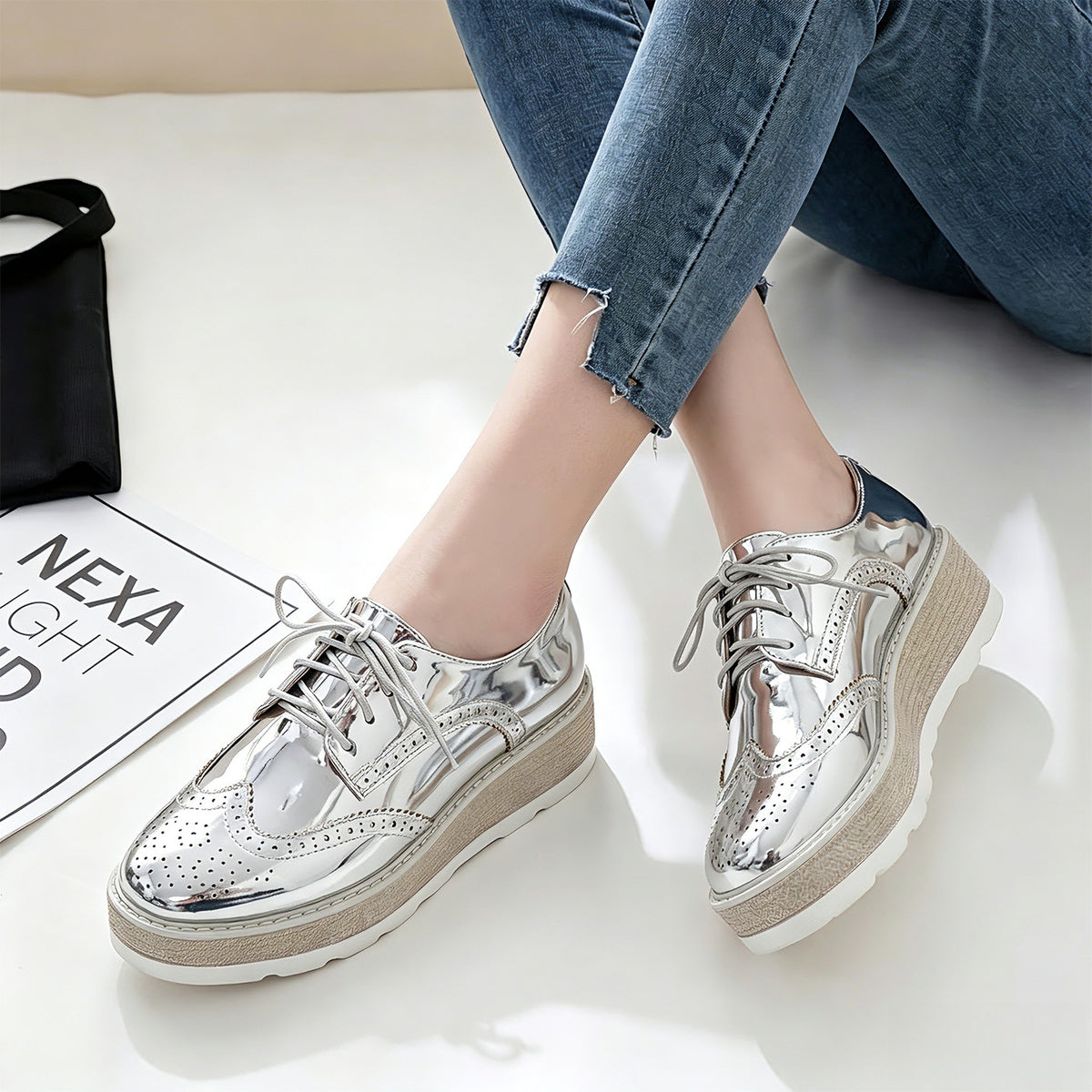 Fashion Brogue Small Platform Wedge College Style Casual Shoes