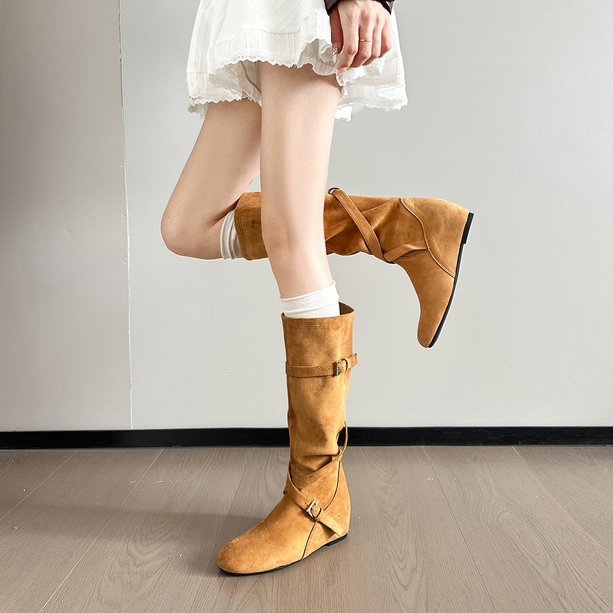 Women's Western Cowboy Korean Round Head Buckle Soft Boots