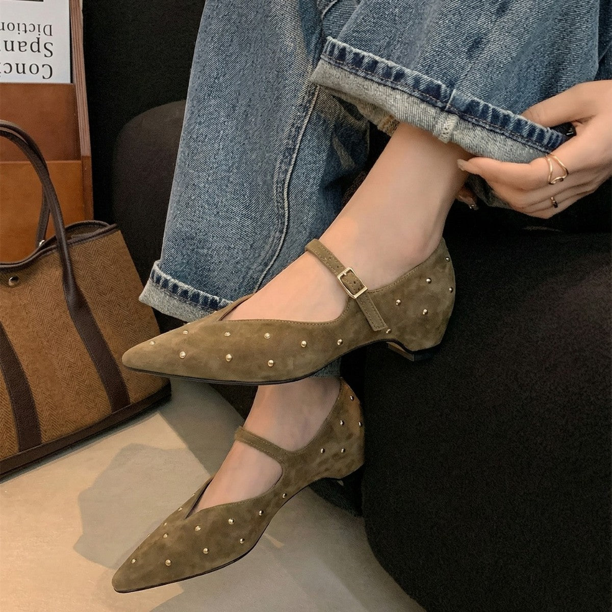 Women's Spring French Vintage Style Low Mary Jane Rivet Buckle Shallow Heels