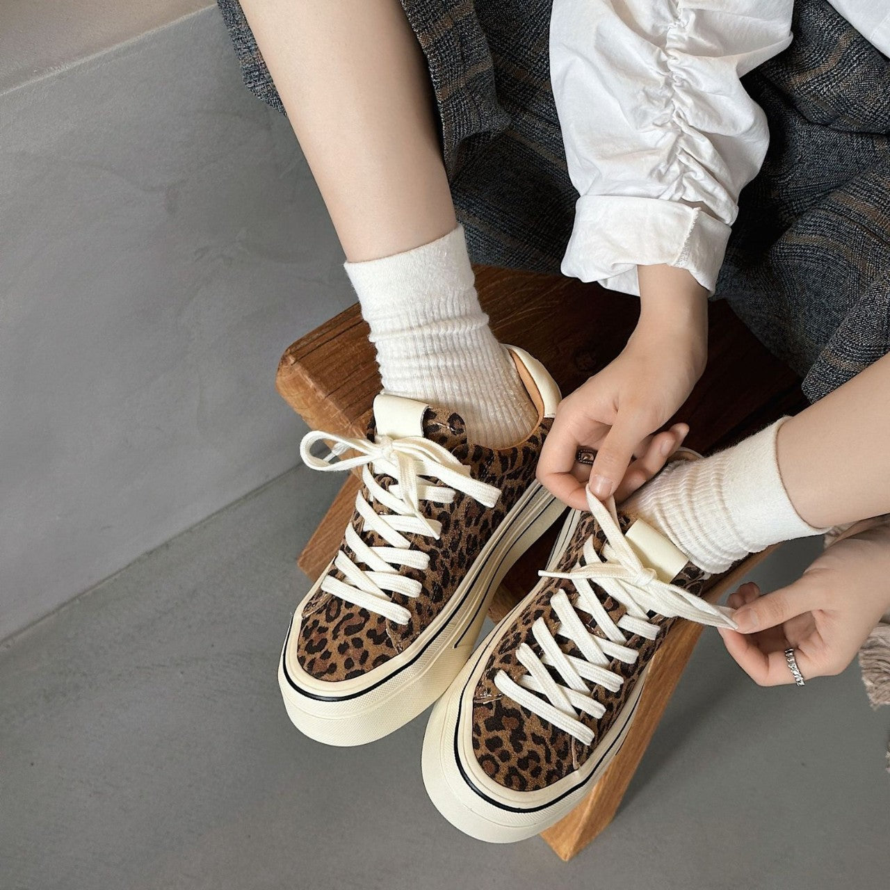 Women's Genuine Platform Board Top Layer Cowhide Comfortable Women's Casual Shoes