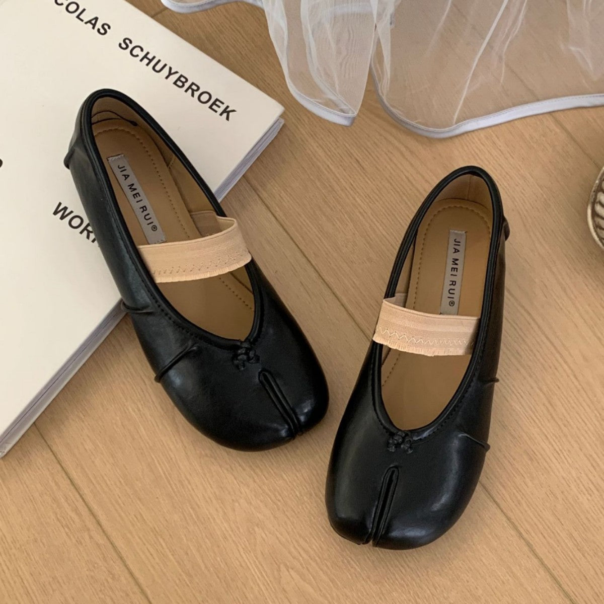 Women's Flat With Thin Strap Summer Tabi Grape Women's Casual Shoes