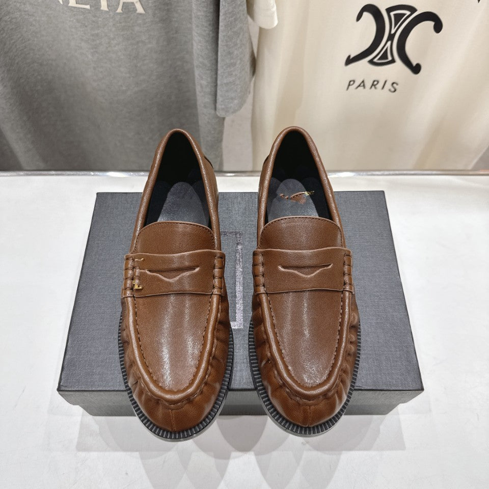 Women's Small Four Fashion European Version Genuine Loafers