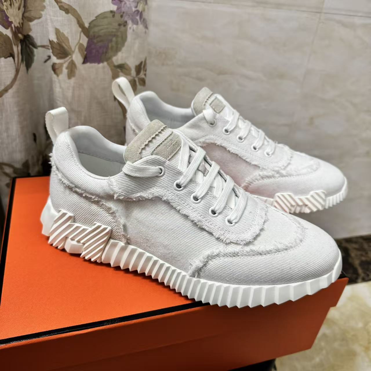 Women's & Men's Denim Color Matching Lace Up Breathable Sneakers