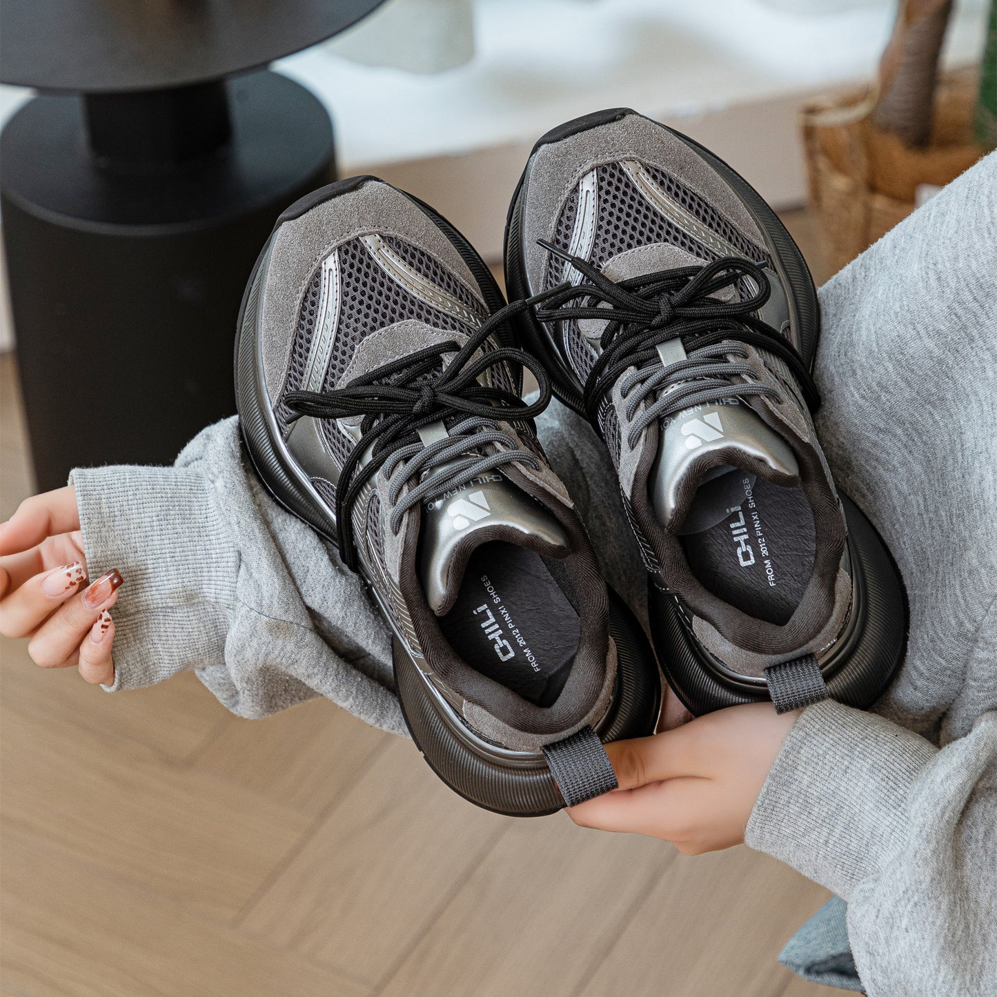 Women's Genuine Double Dad Platform Fashion Jogging Sneakers
