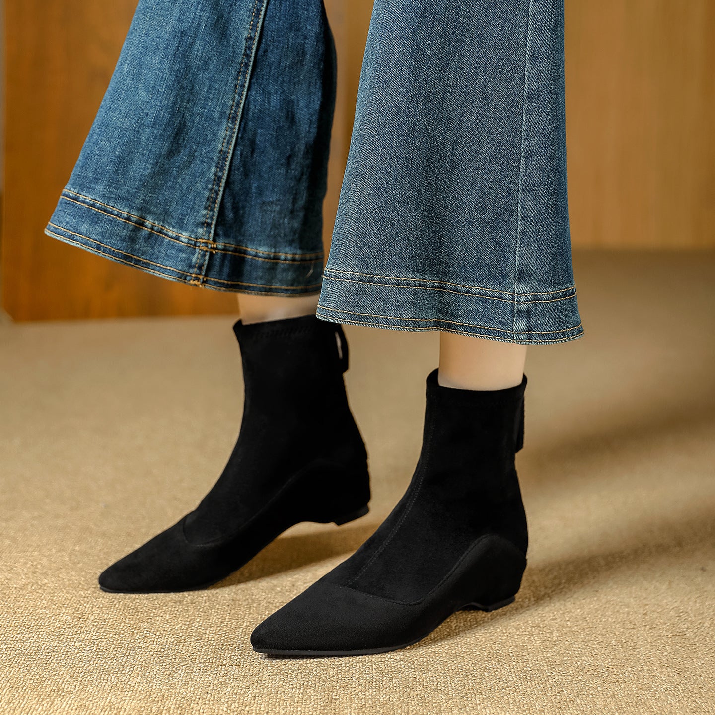 Women's Slimming French Retro Pointed Toe Suede Short For Height Increasing Women's Leather Boots
